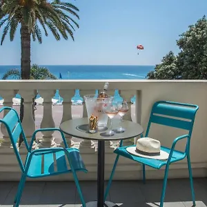 https://mercure-marche-aux-fleurs.fr-provencehotel.com